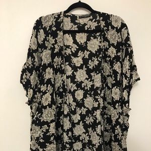 Brandy Melville kimono